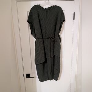Chic Quilted Coordinated Set in Forest Green From Zara